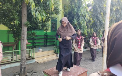 MTs NURUL HIDAYAH LAKSANAKAN SABBERSEH Dengan AGENDA SABTU SEHAT