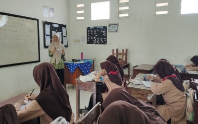 MTs NURUL HIDAYAH LAKSANAKAN EKSTRAKURIKULER PILIHAN UNTUK MENGEMBANGKAN BAKAT DAN MINAT PESERTA DIDIK